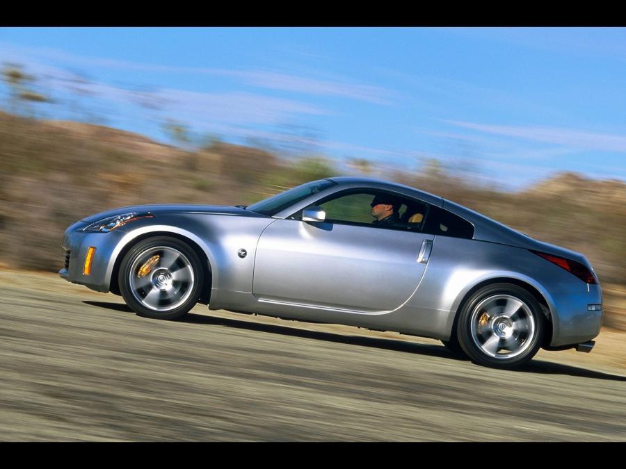  Nissan 350Z 2003 года  (фото 23 из 103)